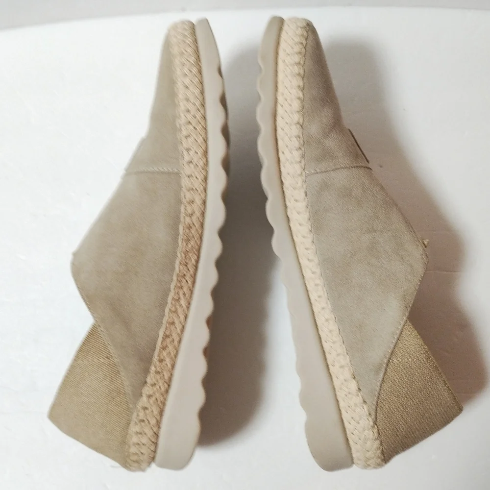 The Flexx Women's Tan Nomad Suede Leather Slip-on Shoes Sneakers Size 10